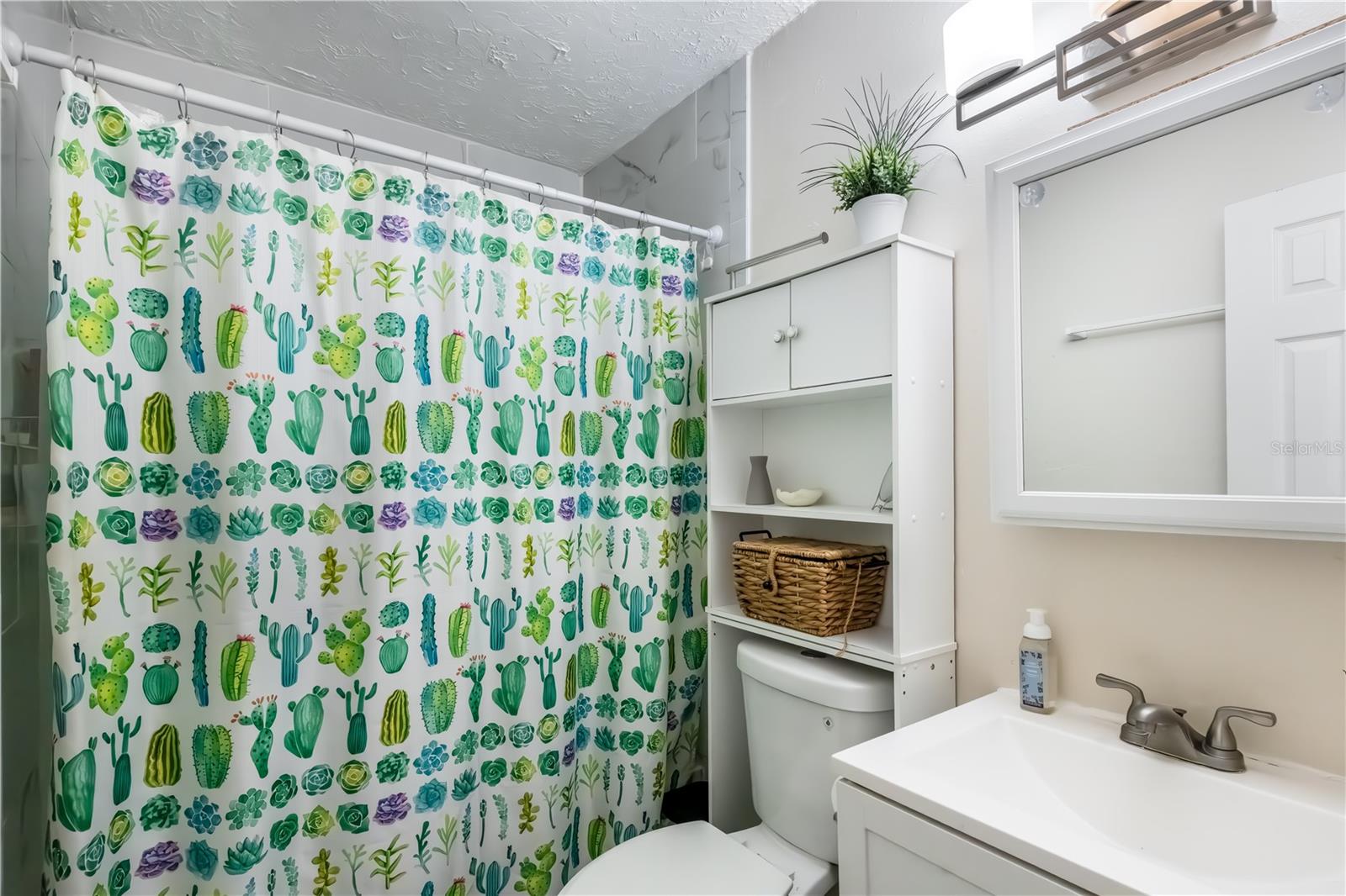 Image 19 of 25 For 2310 59th Street