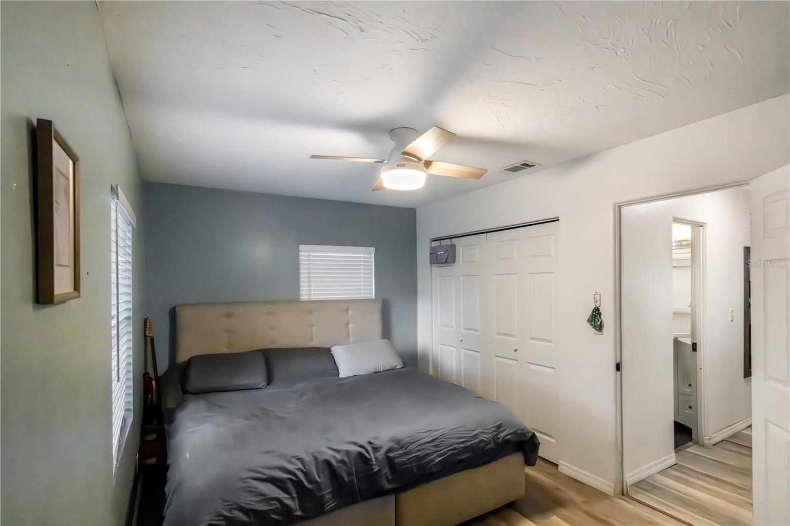 Image 20 of 25 For 2310 59th Street