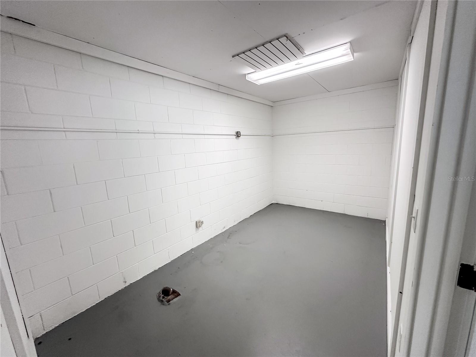 Image 6 of 25 For 2310 59th Street