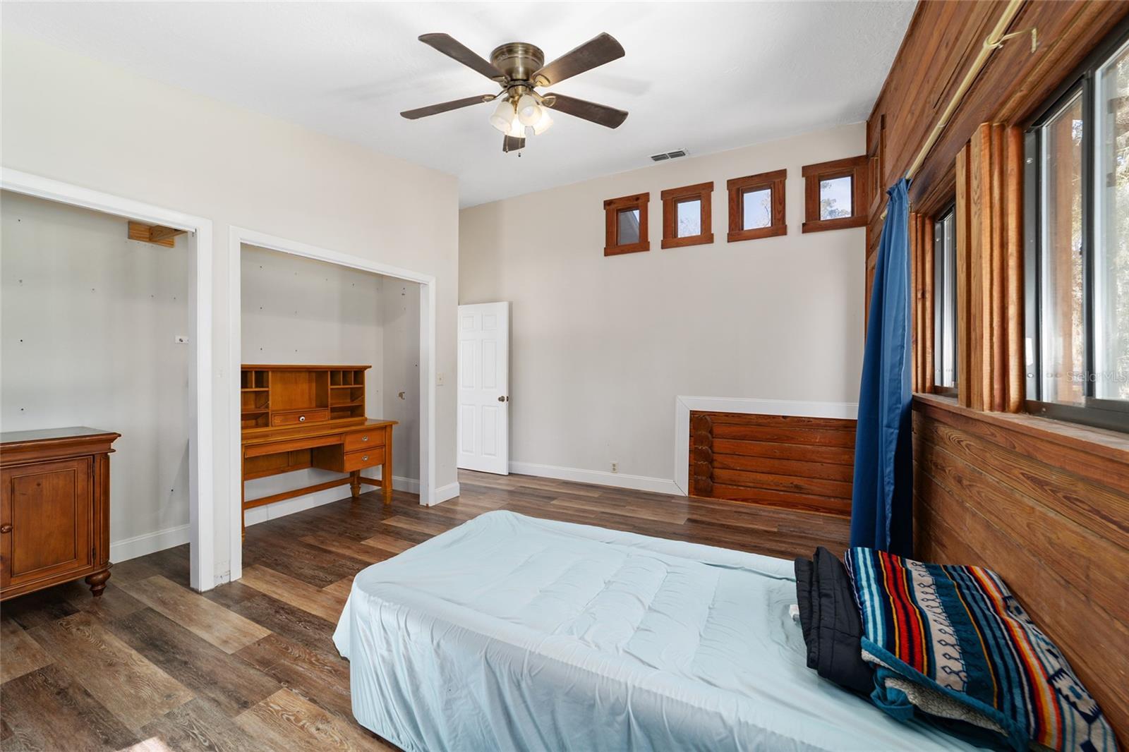 Image 30 of 44 For 3510 5th Court