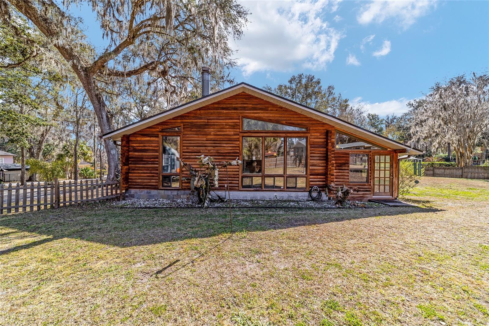 Image 39 of 44 For 3510 5th Court