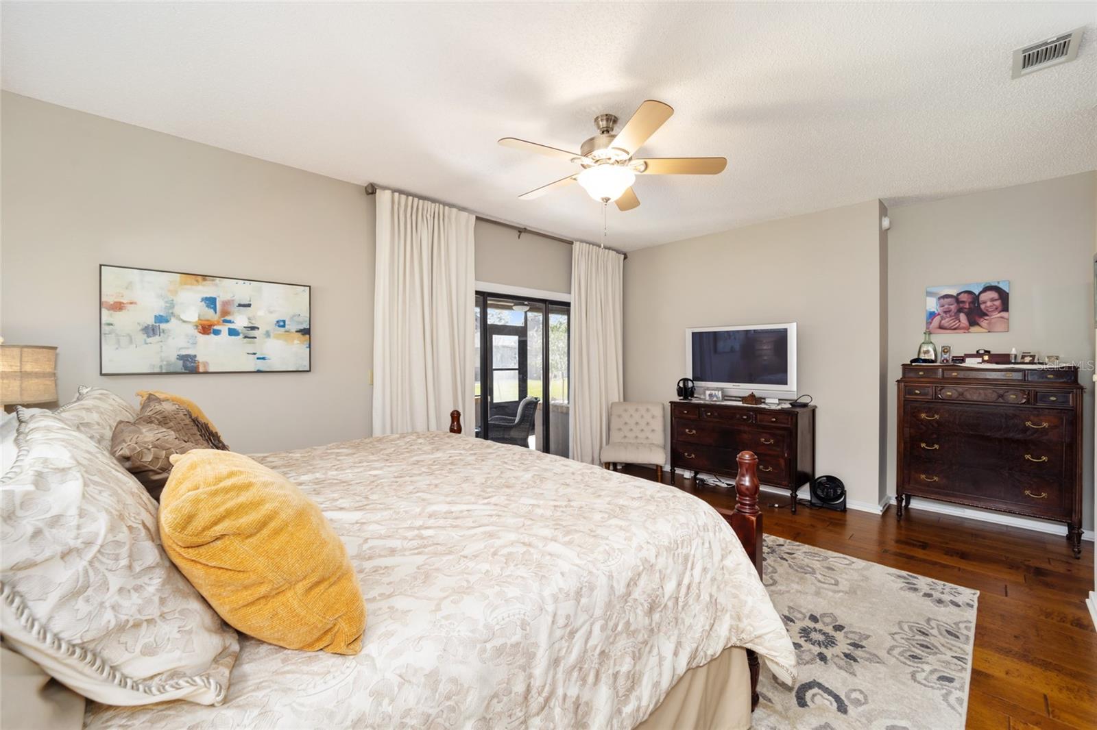 Image 23 of 52 For 1731 Clatter Bridge Road