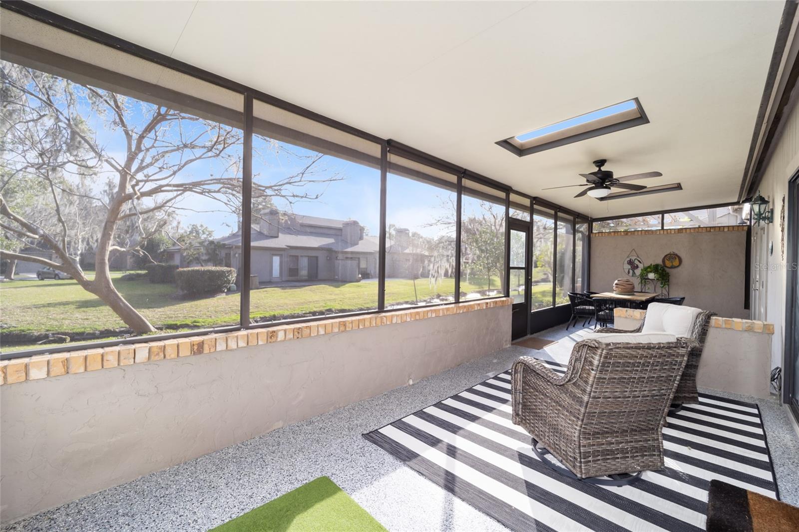 Image 41 of 52 For 1731 Clatter Bridge Road