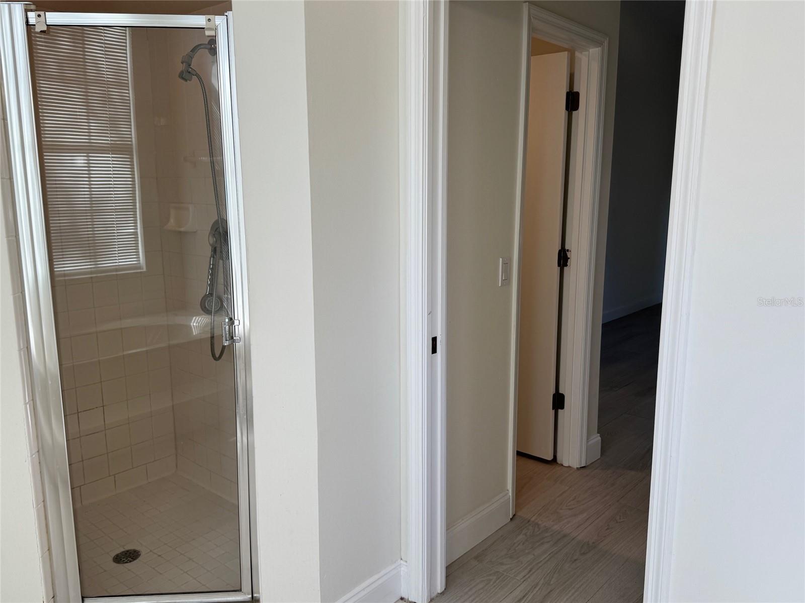 Image 18 of 52 For 8448 196th Avenue Road