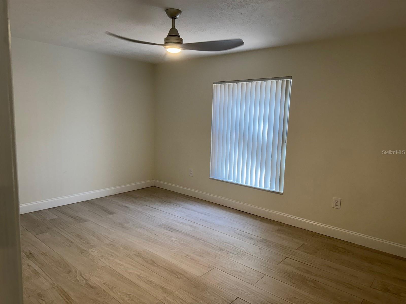 Image 30 of 52 For 8448 196th Avenue Road