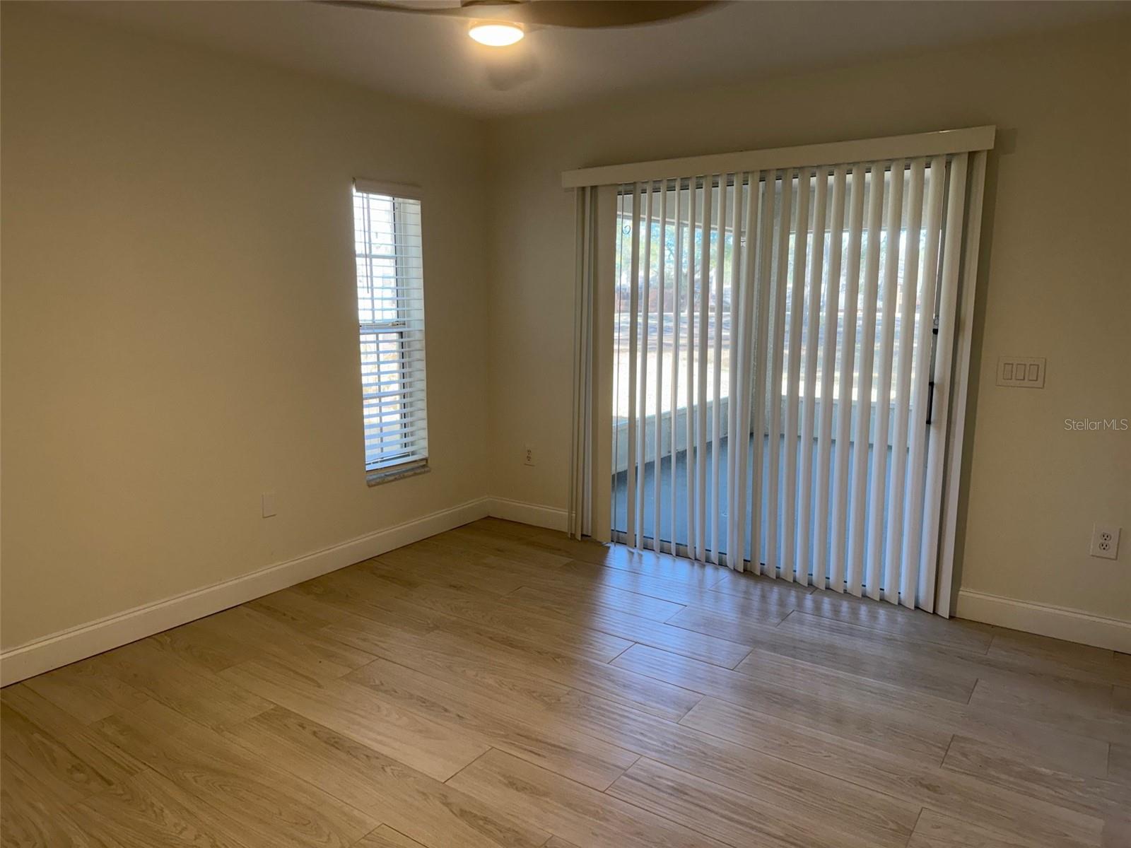 Image 33 of 52 For 8448 196th Avenue Road