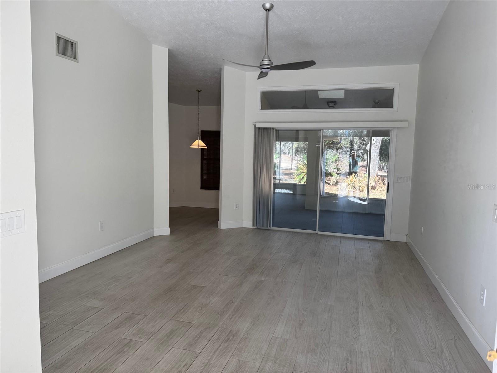 Image 5 of 52 For 8448 196th Avenue Road