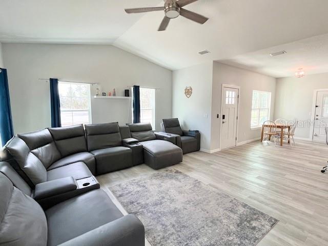 Image 18 of 37 For 900 150th Court