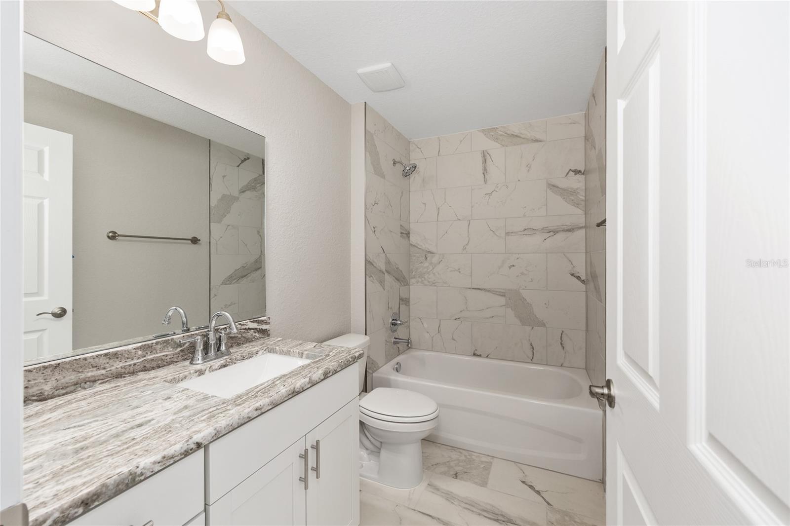 Image 20 of 23 For 10586 Spaulding Drive