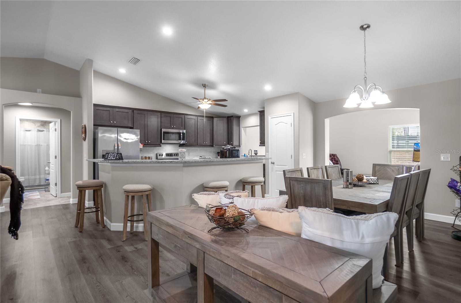 Image 12 of 37 For 4330 Drake Lane