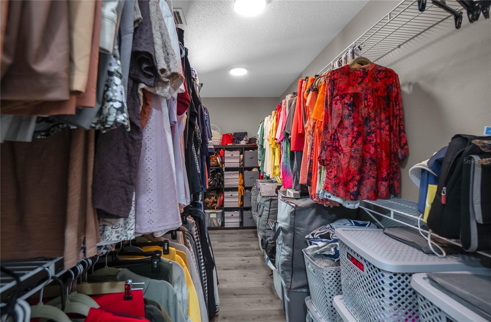 Image 26 of 37 For 4330 Drake Lane