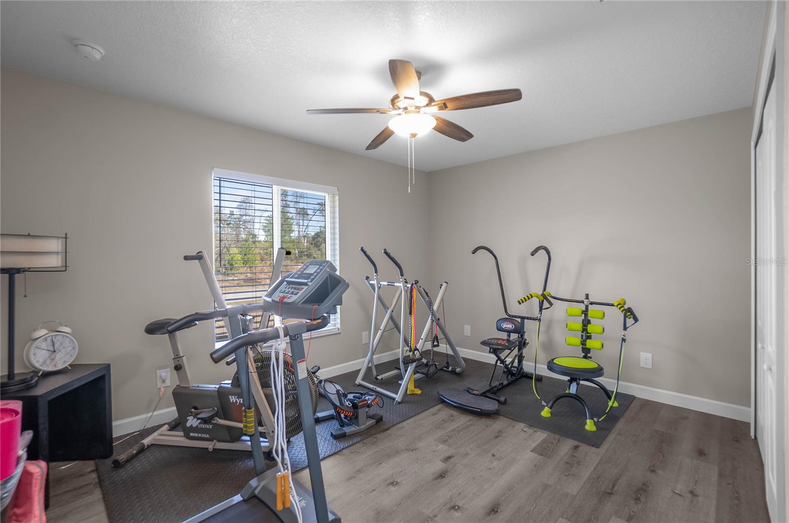 Image 31 of 37 For 4330 Drake Lane