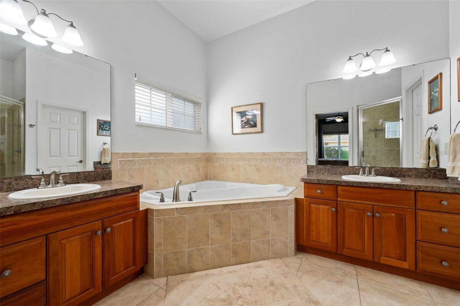 Listing photo id 22 for 3495 73rd Way