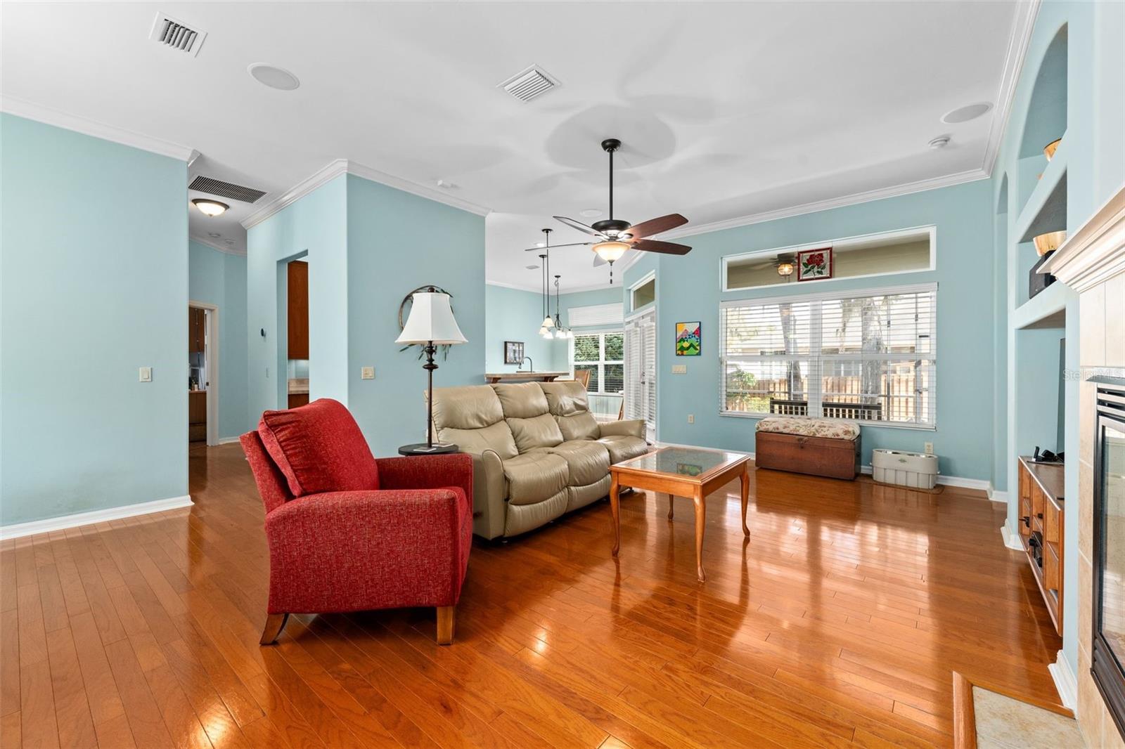 Listing photo id 3 for 3495 73rd Way