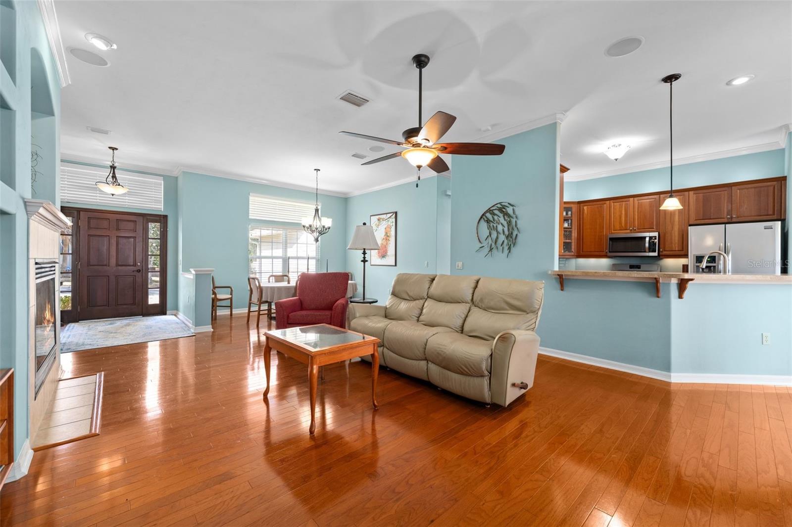 Listing photo id 6 for 3495 73rd Way