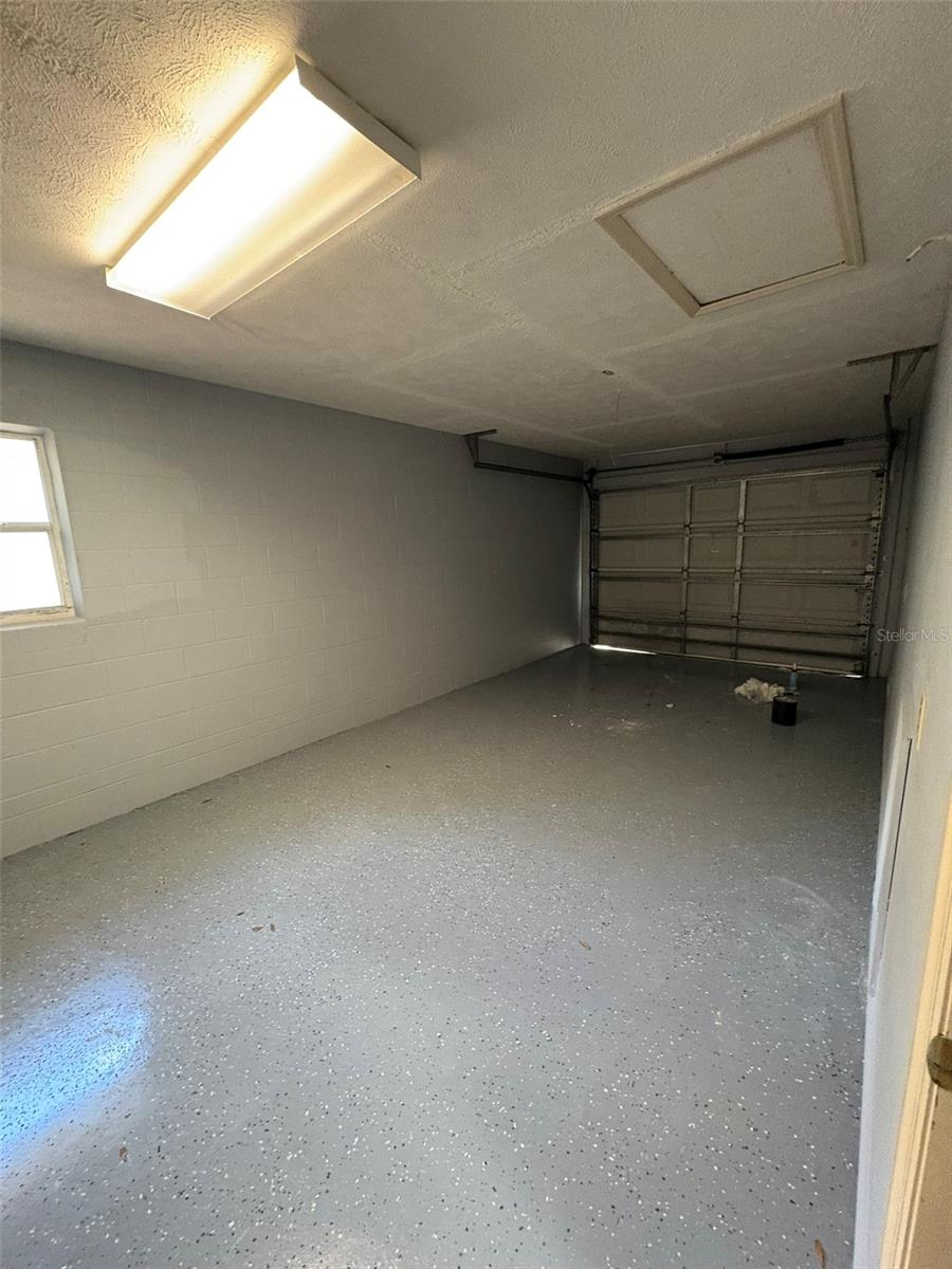 Image 13 of 20 For 2060 42nd Street