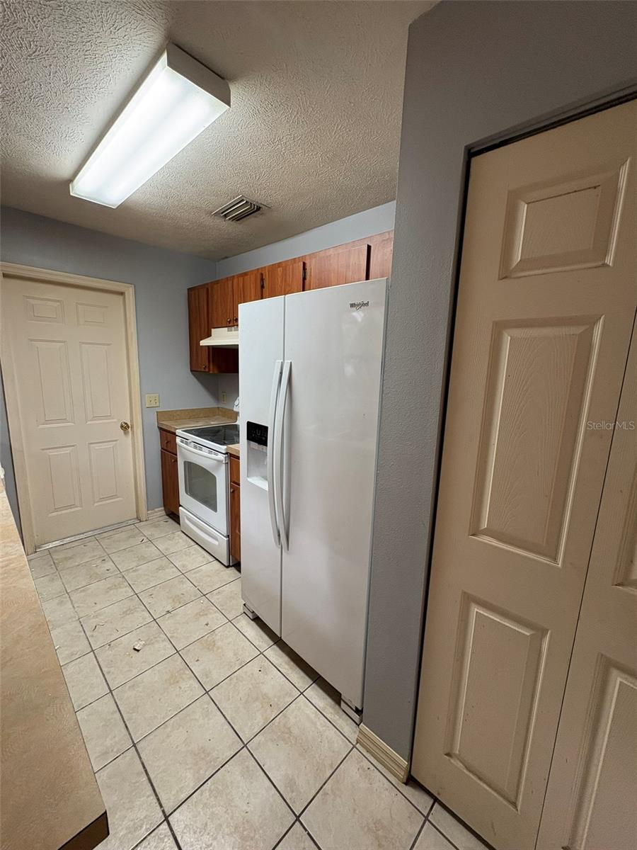 Image 4 of 20 For 2060 42nd Street