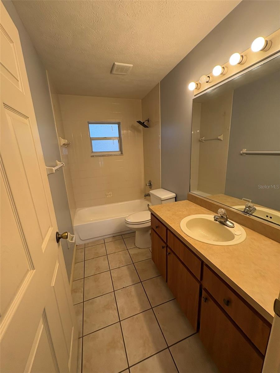 Image 9 of 20 For 2060 42nd Street