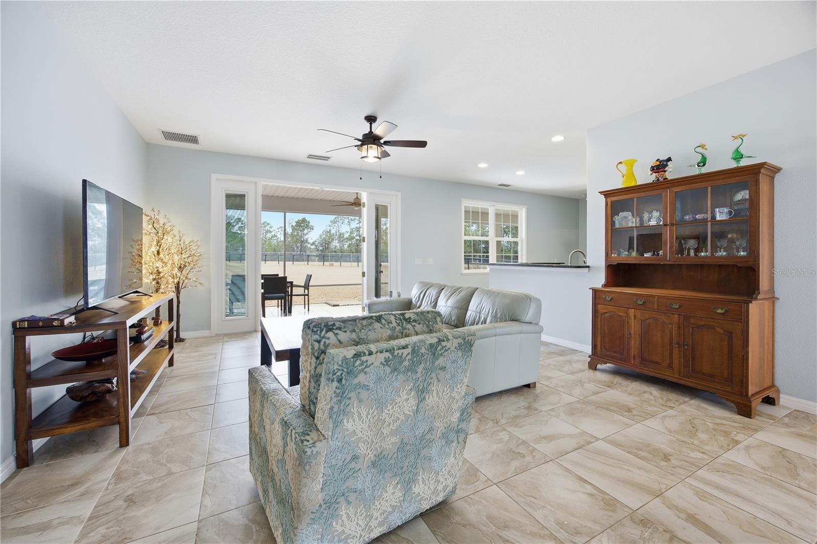 Image 26 of 56 For 5608 Strong Point