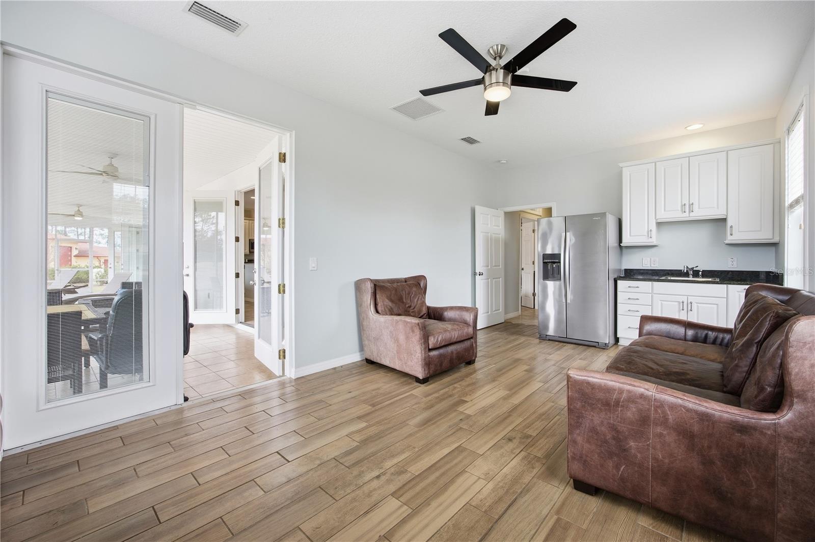 Image 43 of 56 For 5608 Strong Point