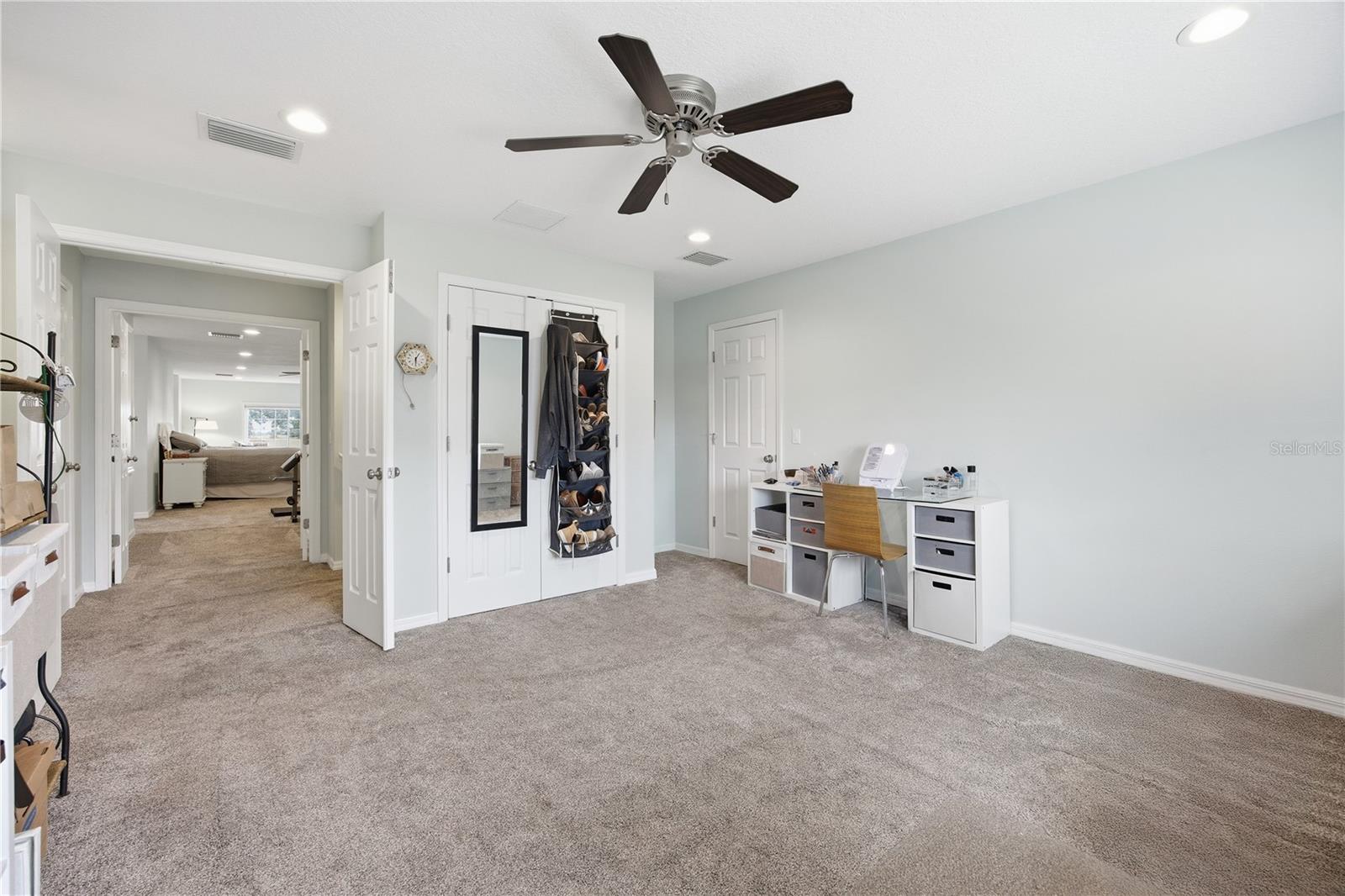 Image 46 of 56 For 5608 Strong Point