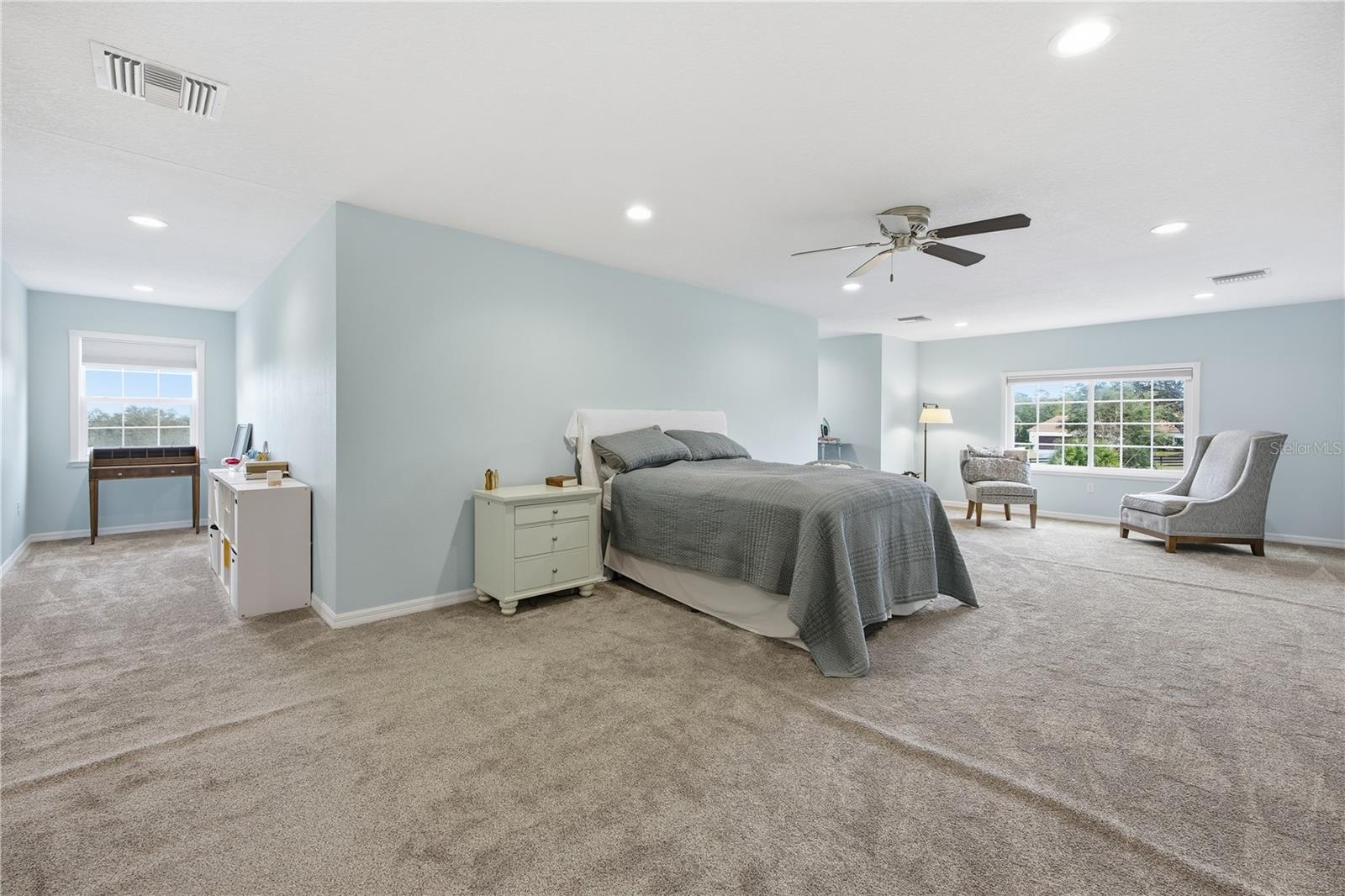 Image 49 of 56 For 5608 Strong Point