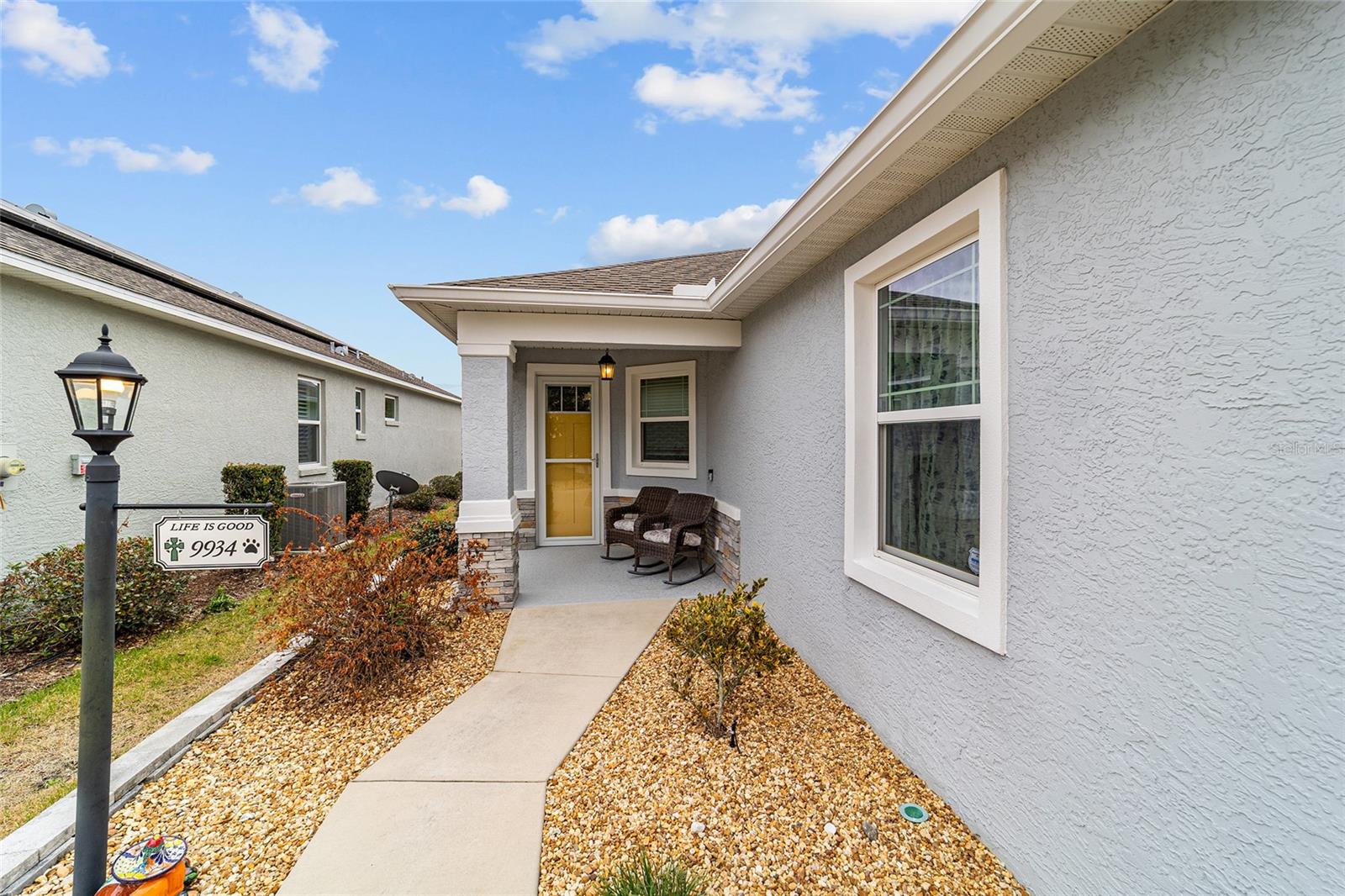 Image 4 of 49 For 9934 98th Lane