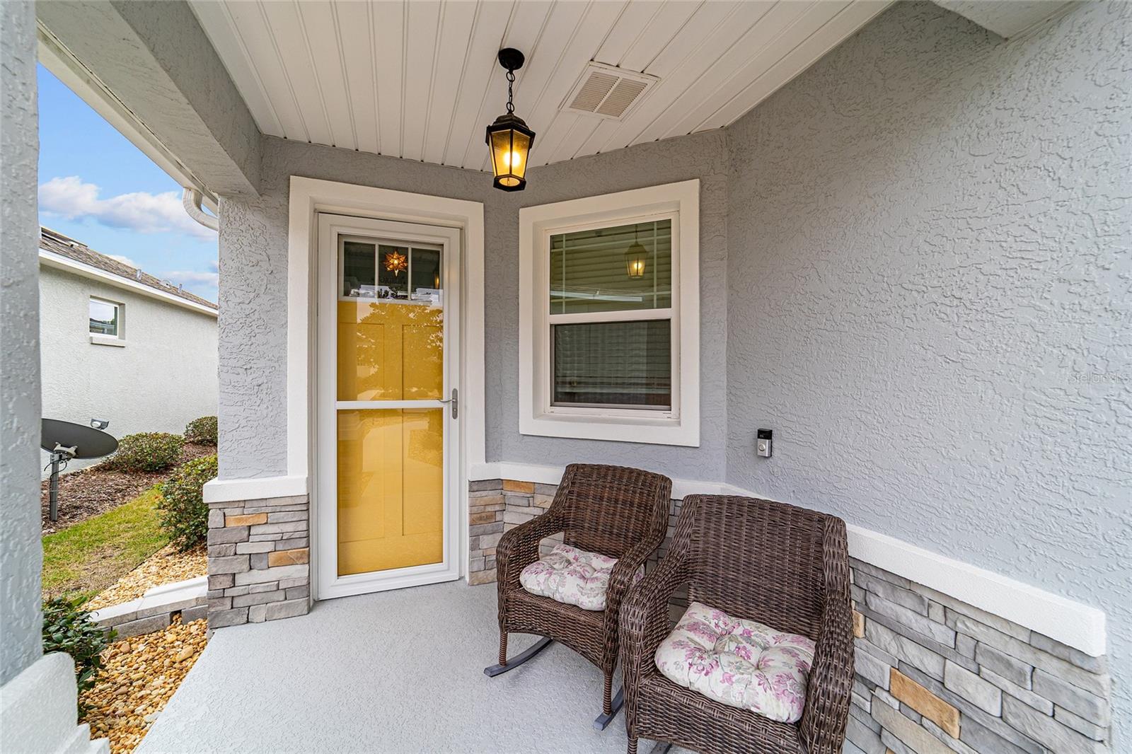 Image 5 of 49 For 9934 98th Lane