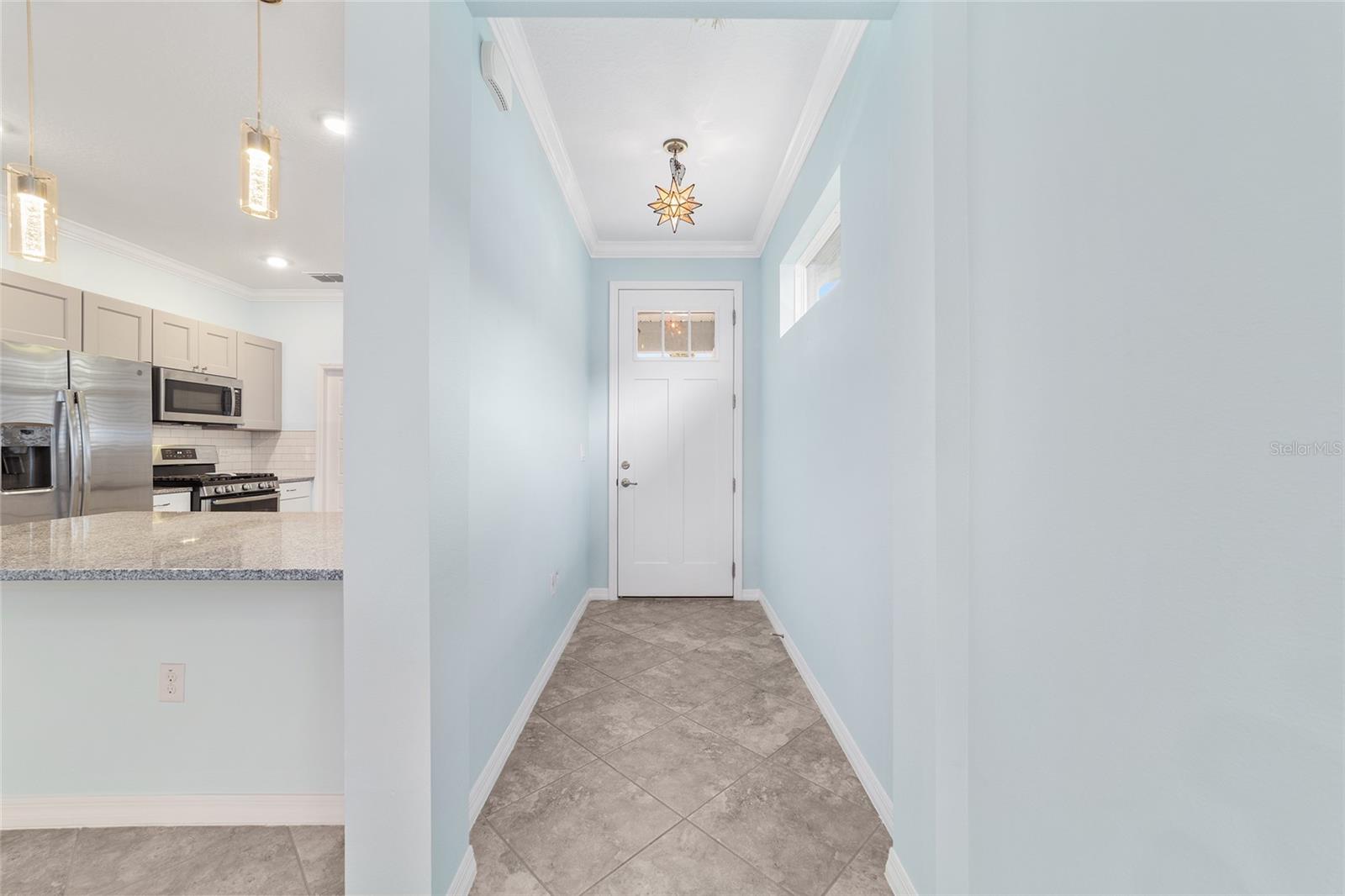 Image 7 of 49 For 9934 98th Lane