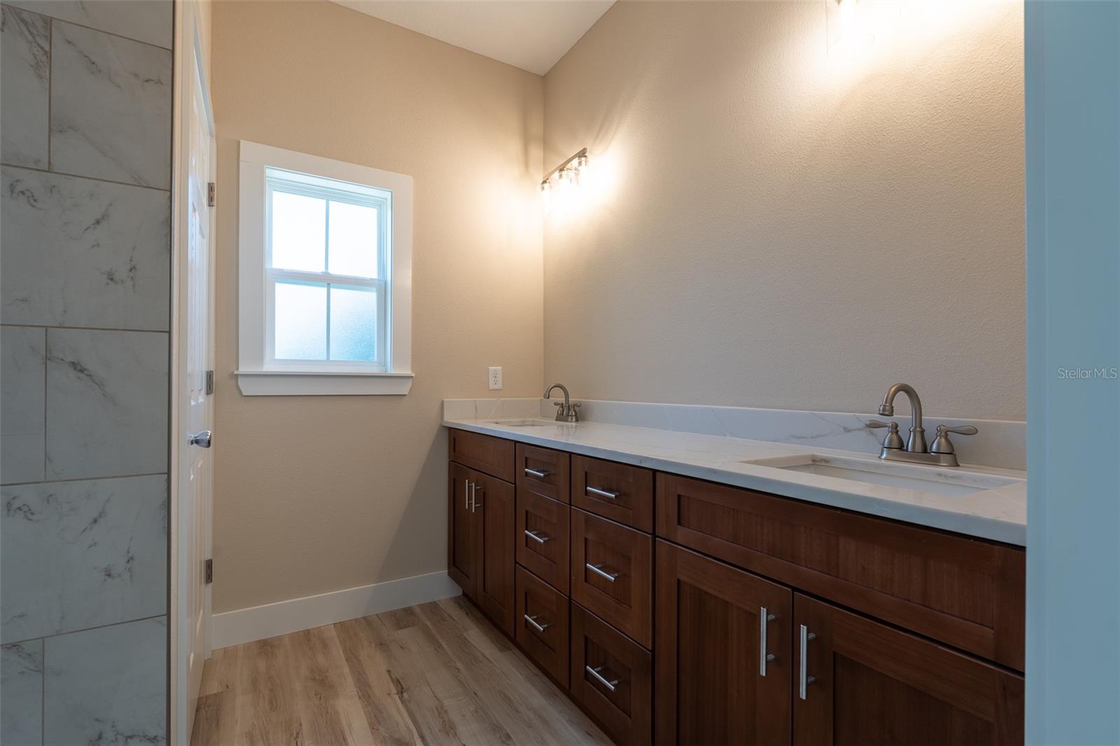 Image 19 of 56 For 8005 Terrel Point