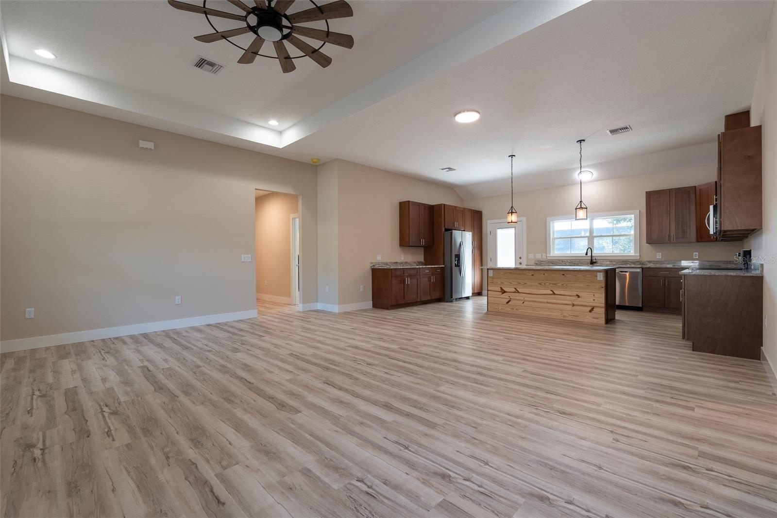 Image 4 of 56 For 8005 Terrel Point