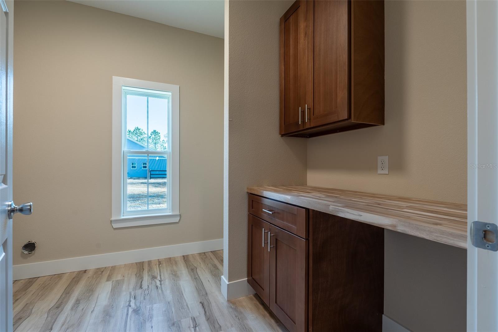 Image 40 of 56 For 8005 Terrel Point