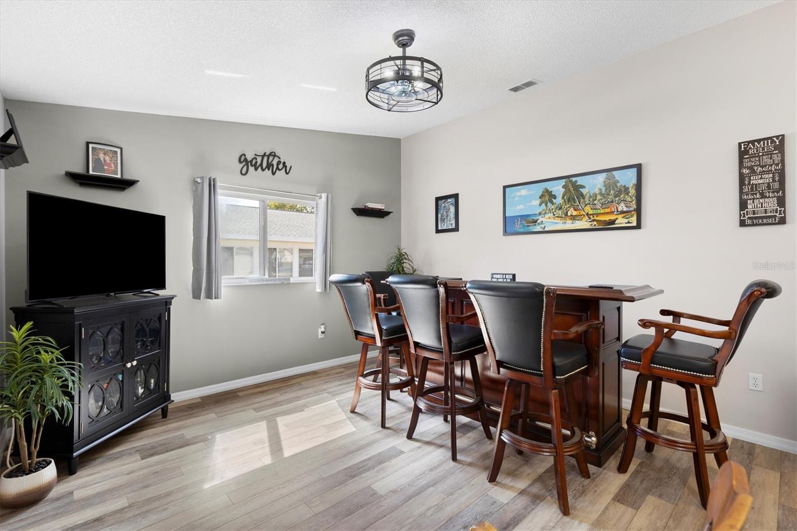 Image 14 of 44 For 17587 96th Court