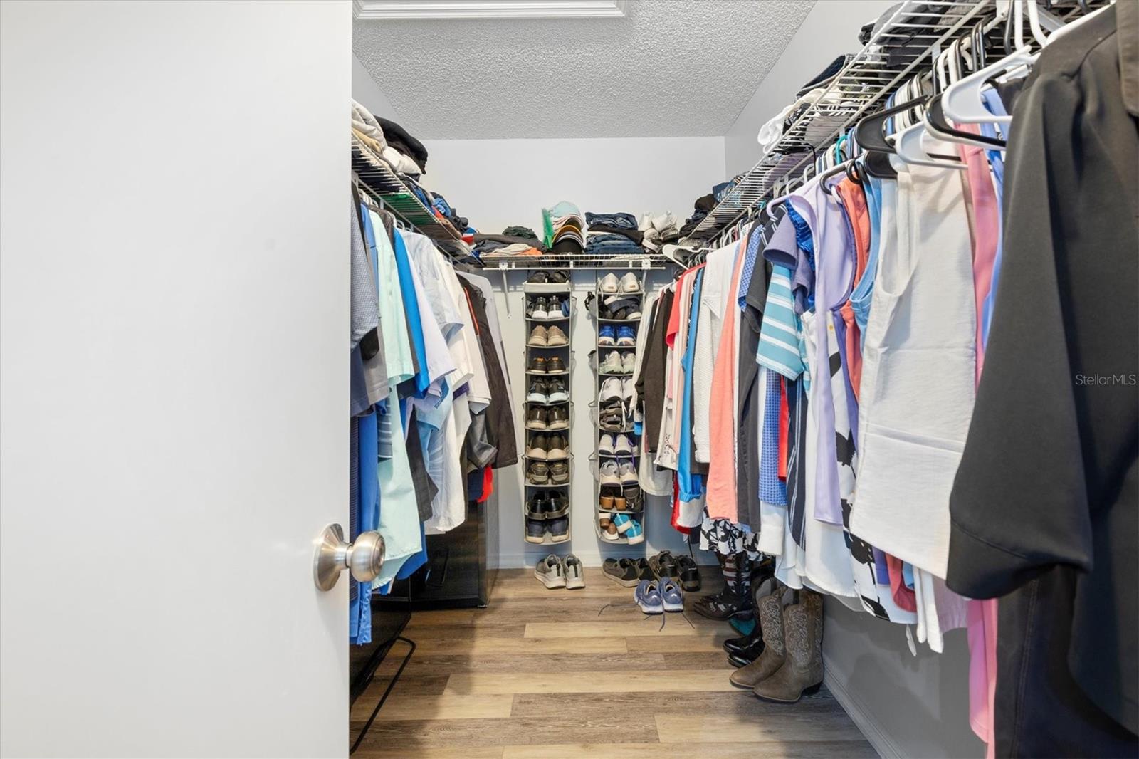 Image 18 of 44 For 17587 96th Court