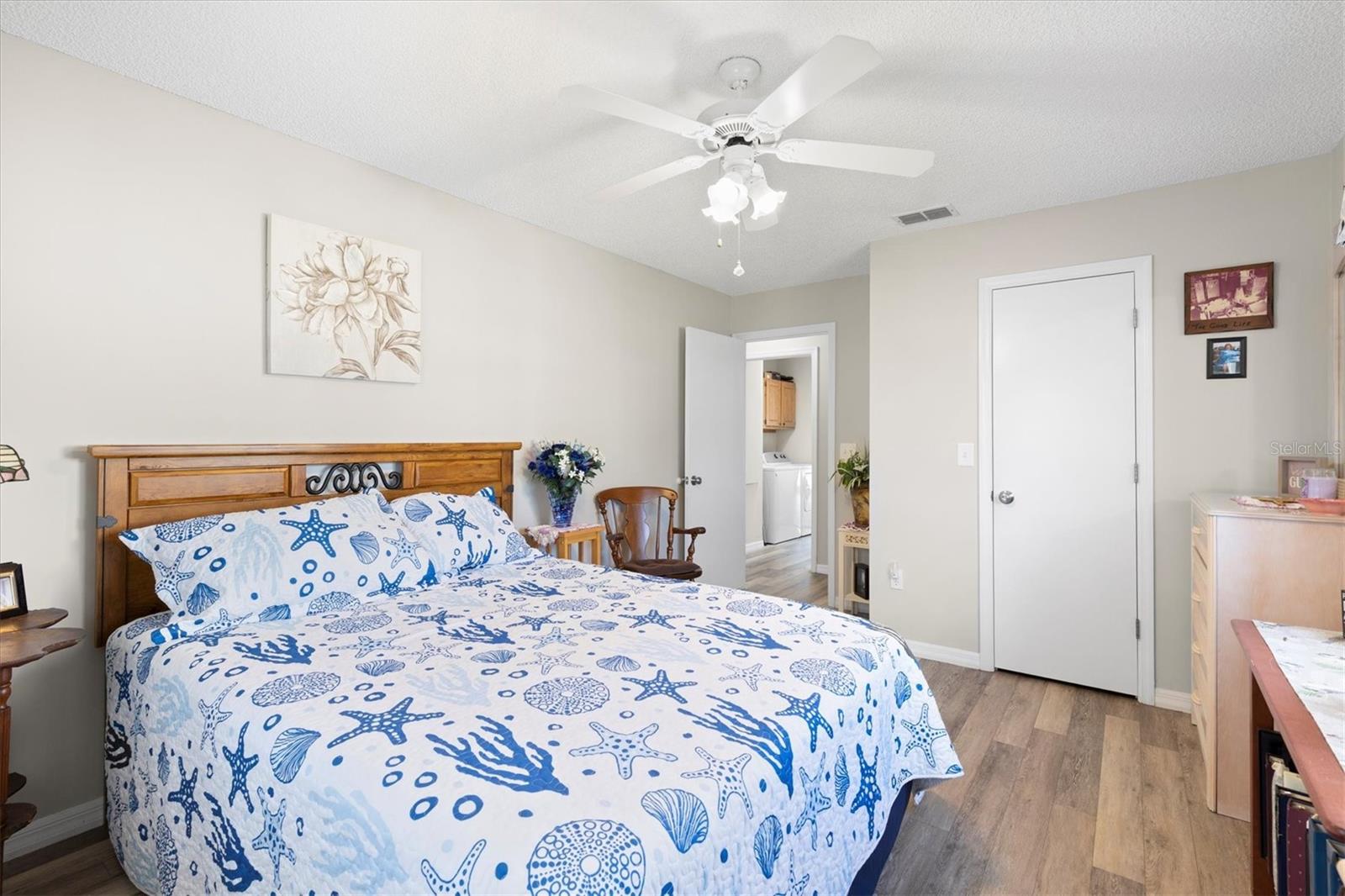 Image 20 of 44 For 17587 96th Court