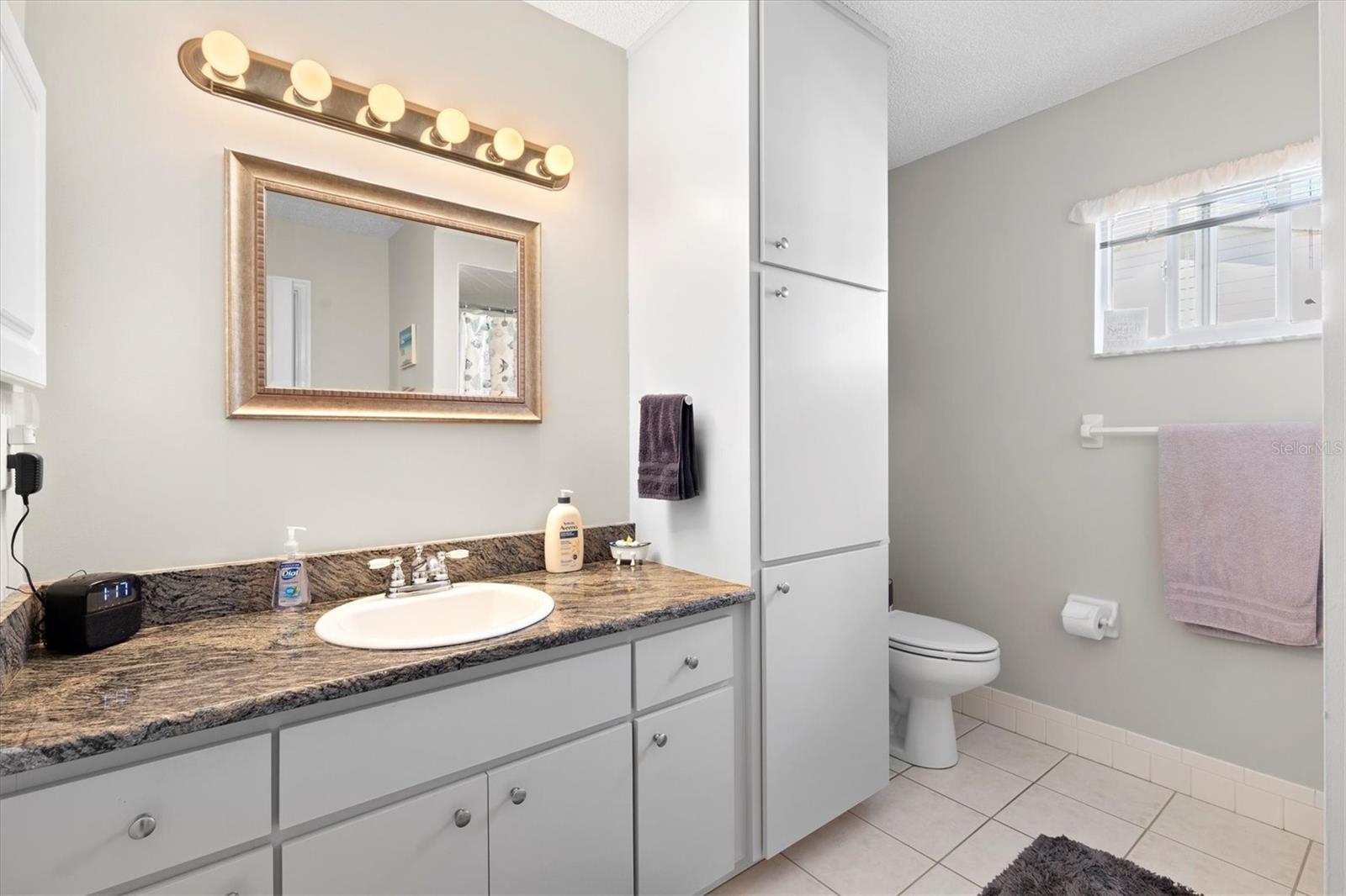 Image 21 of 44 For 17587 96th Court