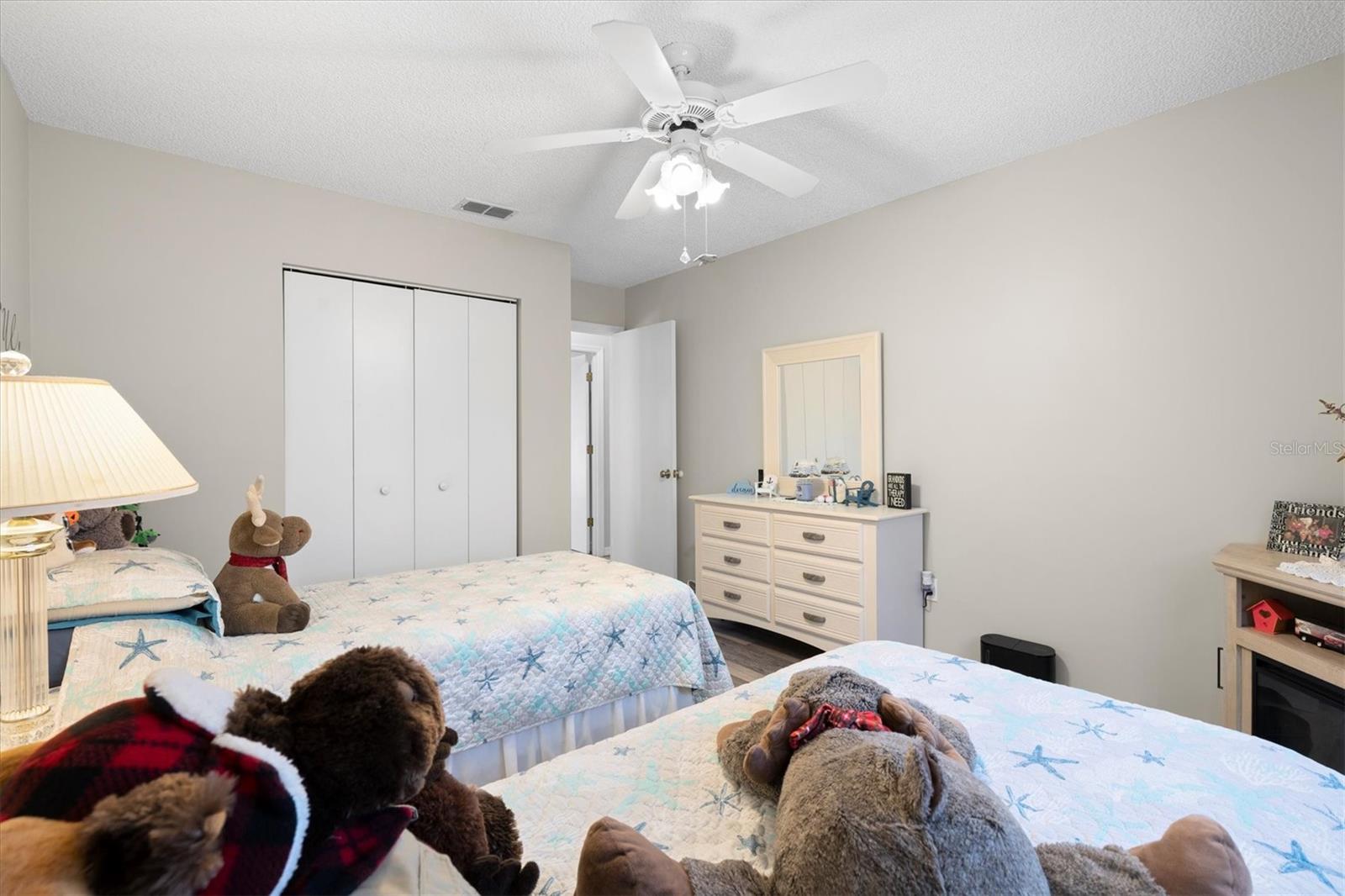 Image 23 of 44 For 17587 96th Court