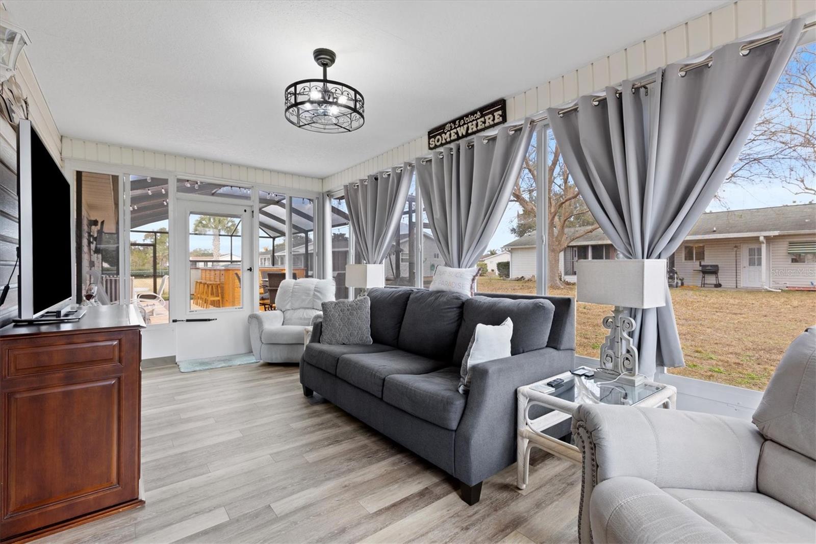 Image 26 of 44 For 17587 96th Court