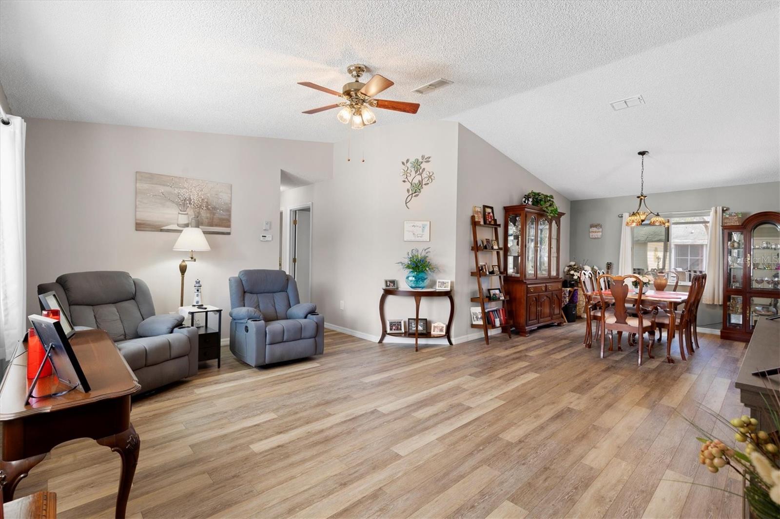 Image 3 of 44 For 17587 96th Court