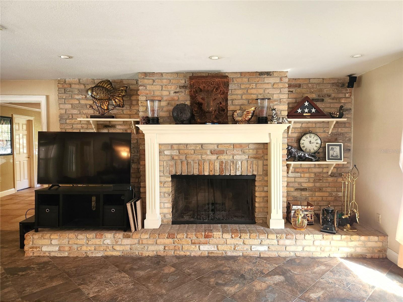 Image 6 of 35 For 400 49th Avenue