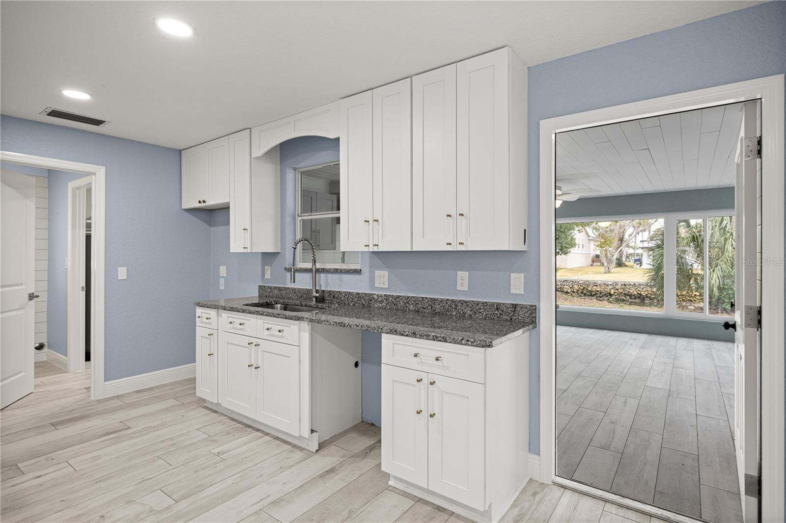 Image 12 of 40 For 1940 18th Street