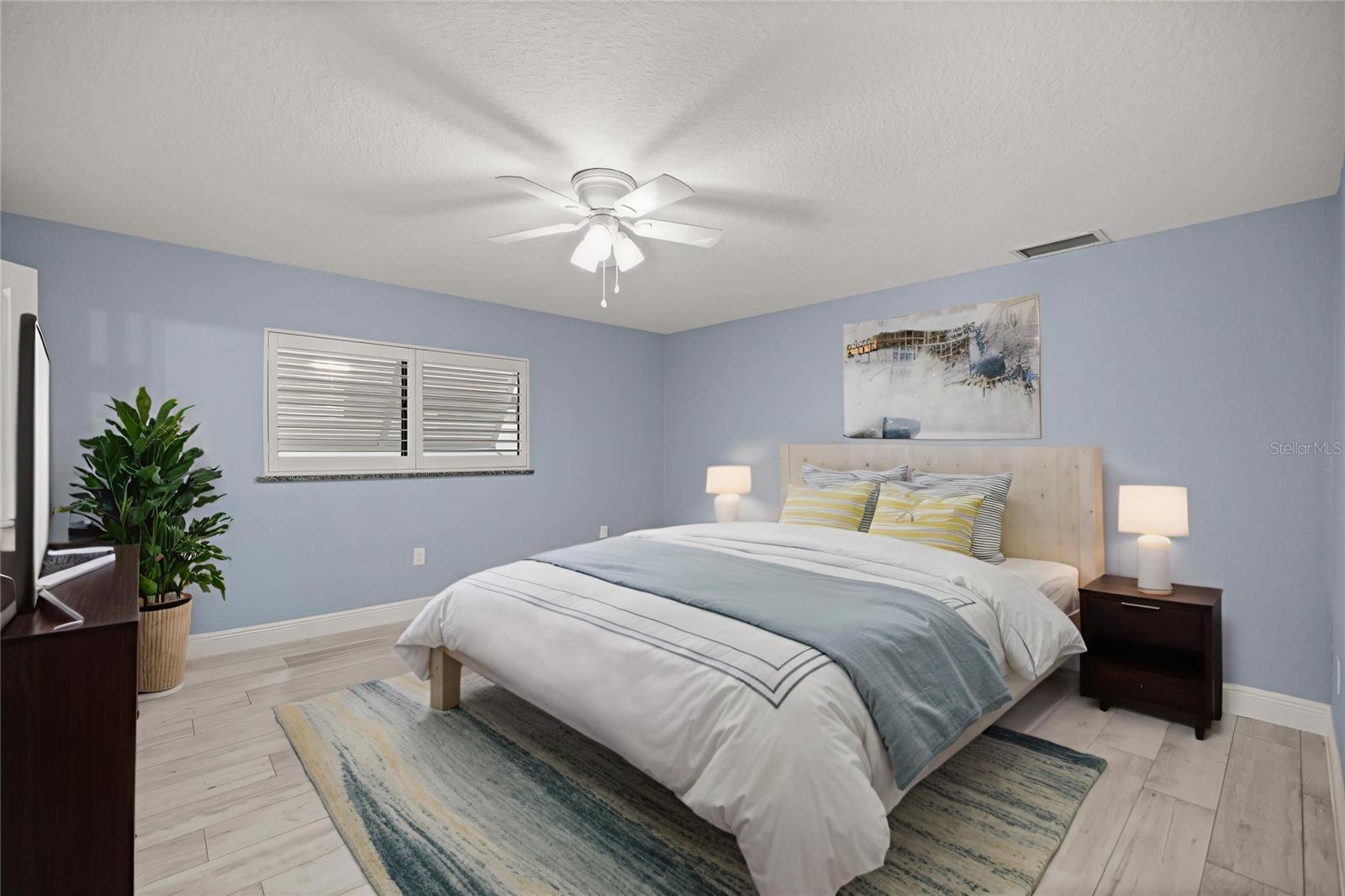 Image 14 of 40 For 1940 18th Street