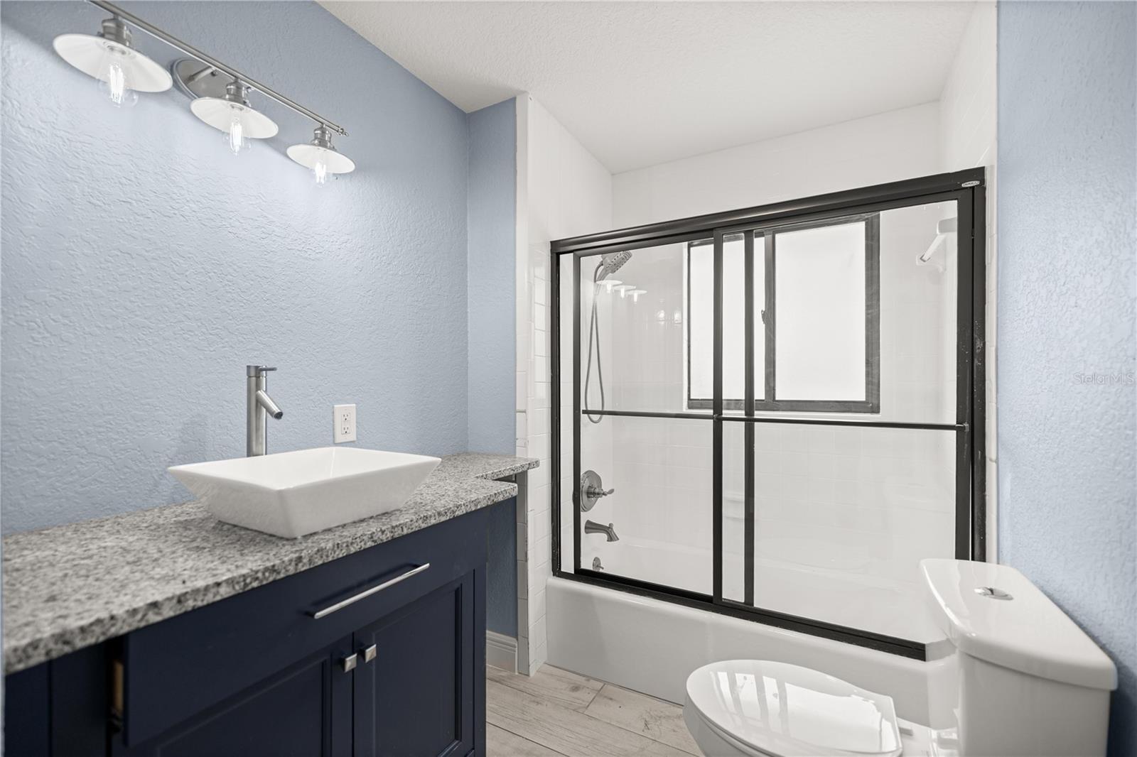 Image 23 of 40 For 1940 18th Street