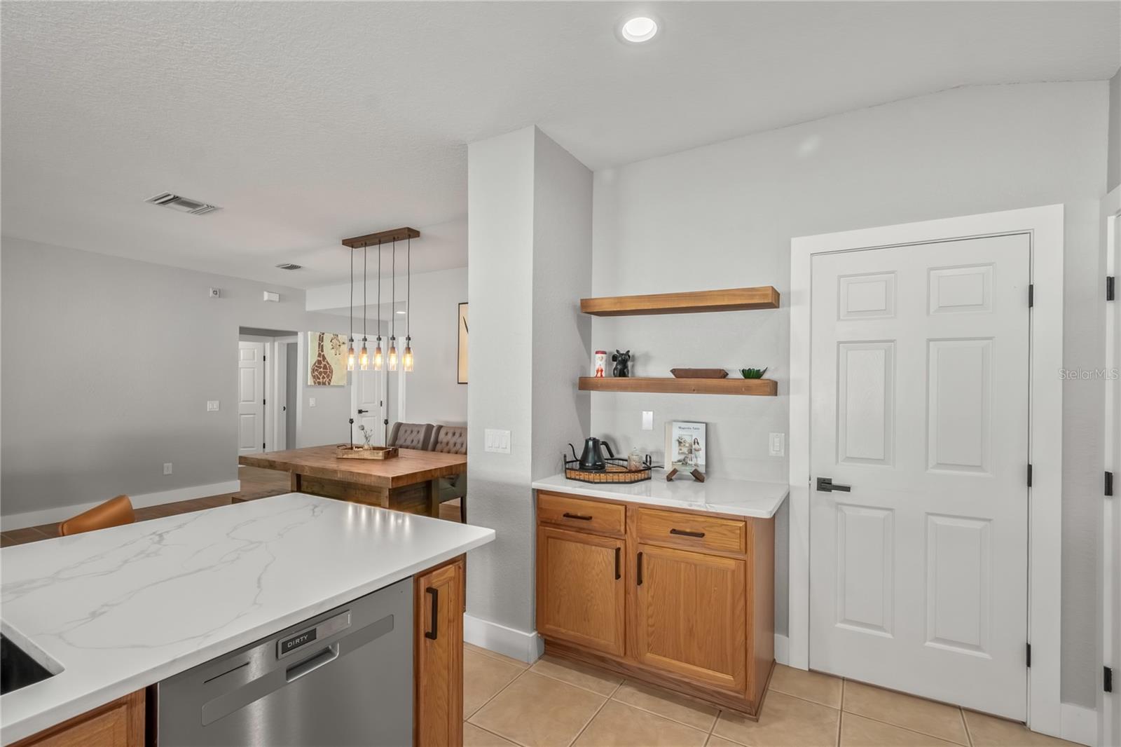 Image 13 of 68 For 5601 42nd Place