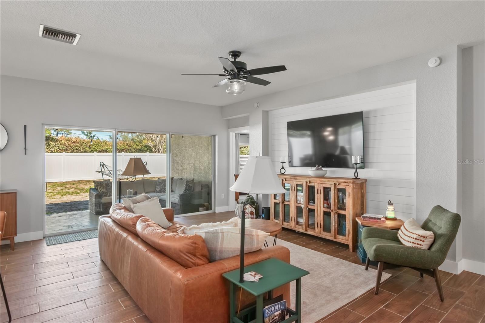 Image 22 of 68 For 5601 42nd Place