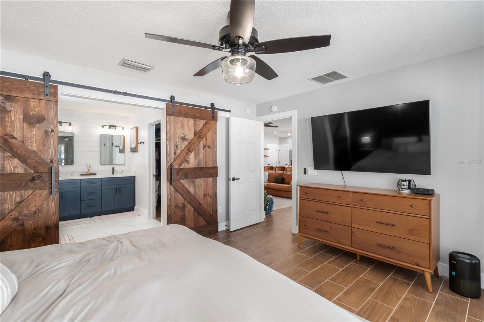 Image 30 of 68 For 5601 42nd Place