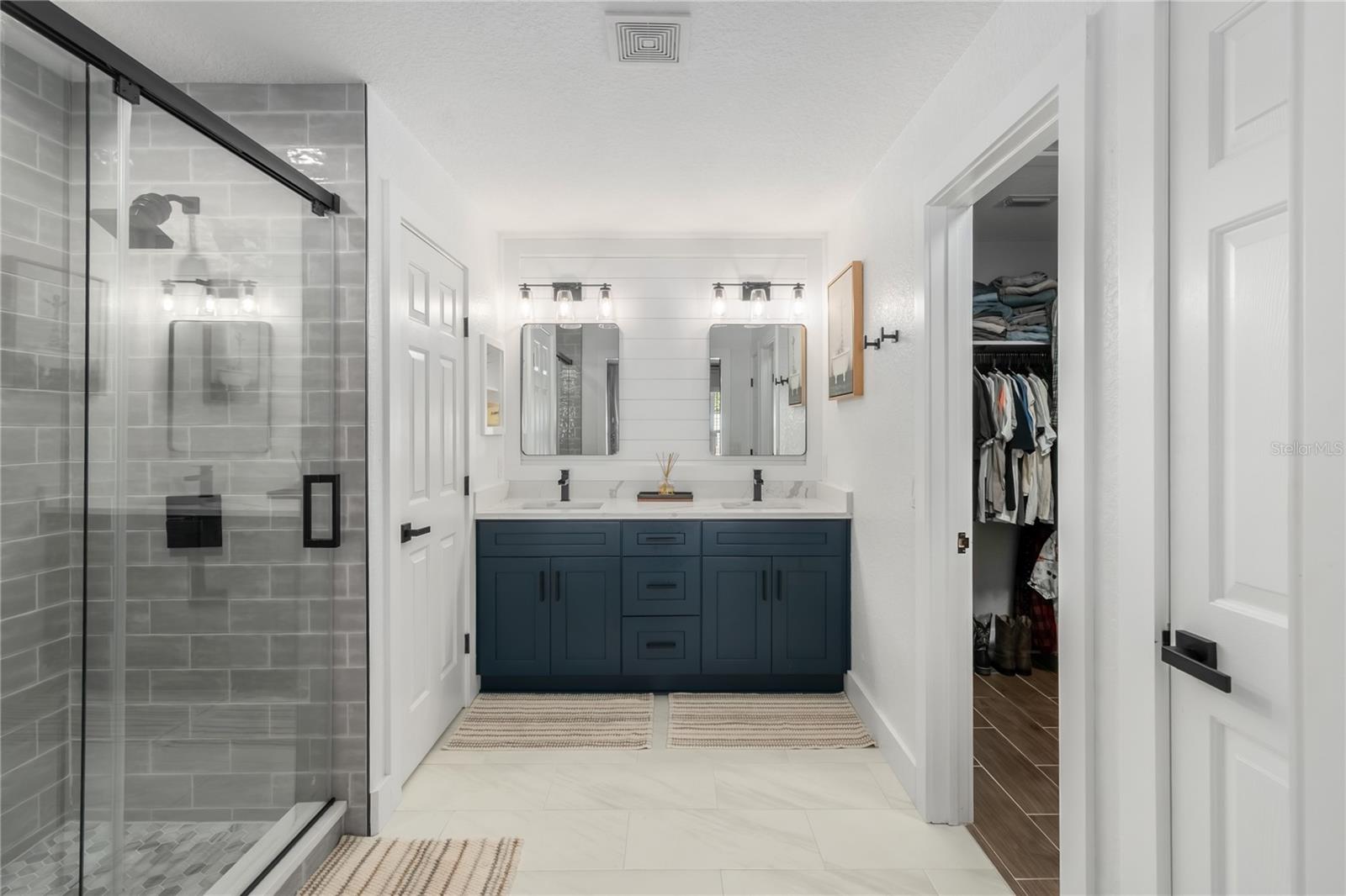 Image 31 of 68 For 5601 42nd Place