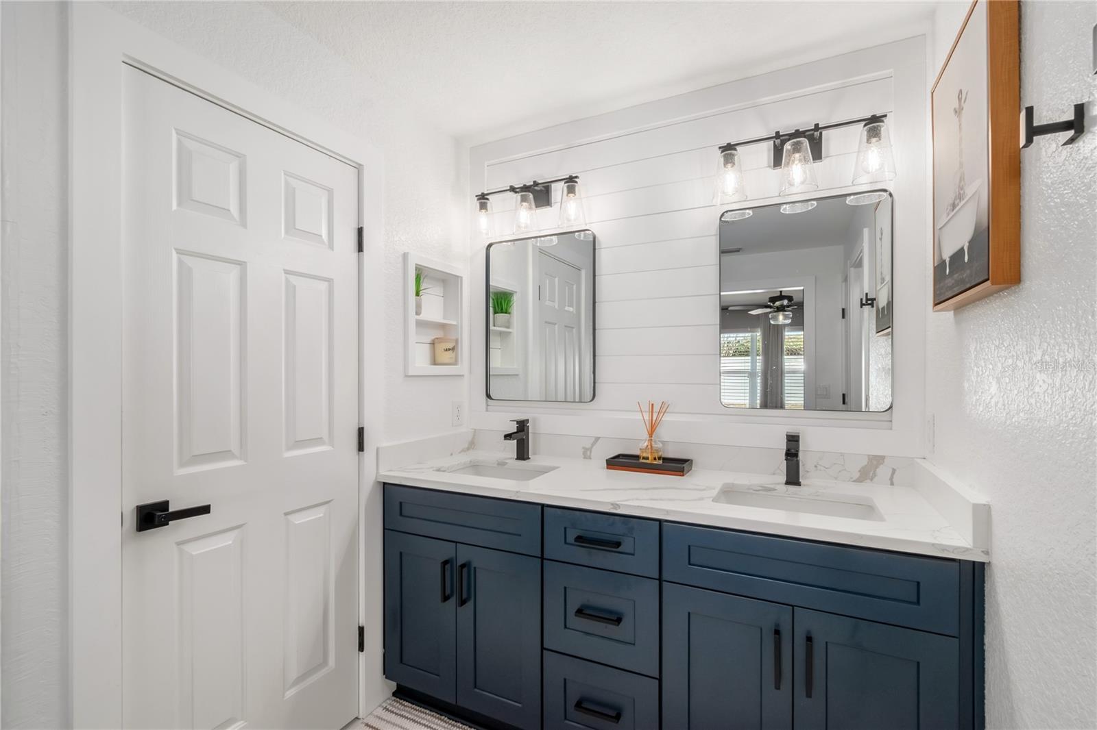 Image 34 of 68 For 5601 42nd Place