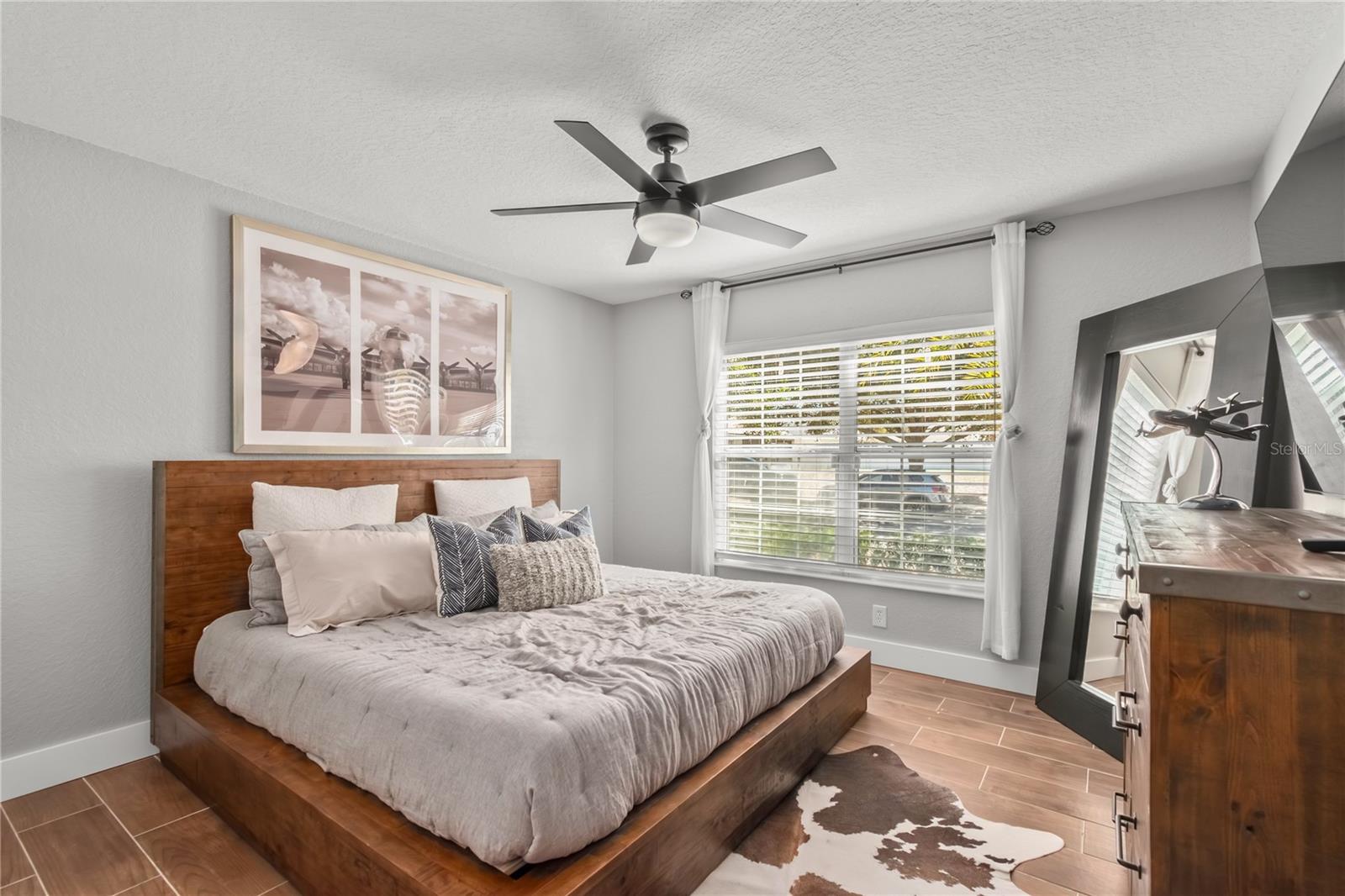 Image 42 of 68 For 5601 42nd Place