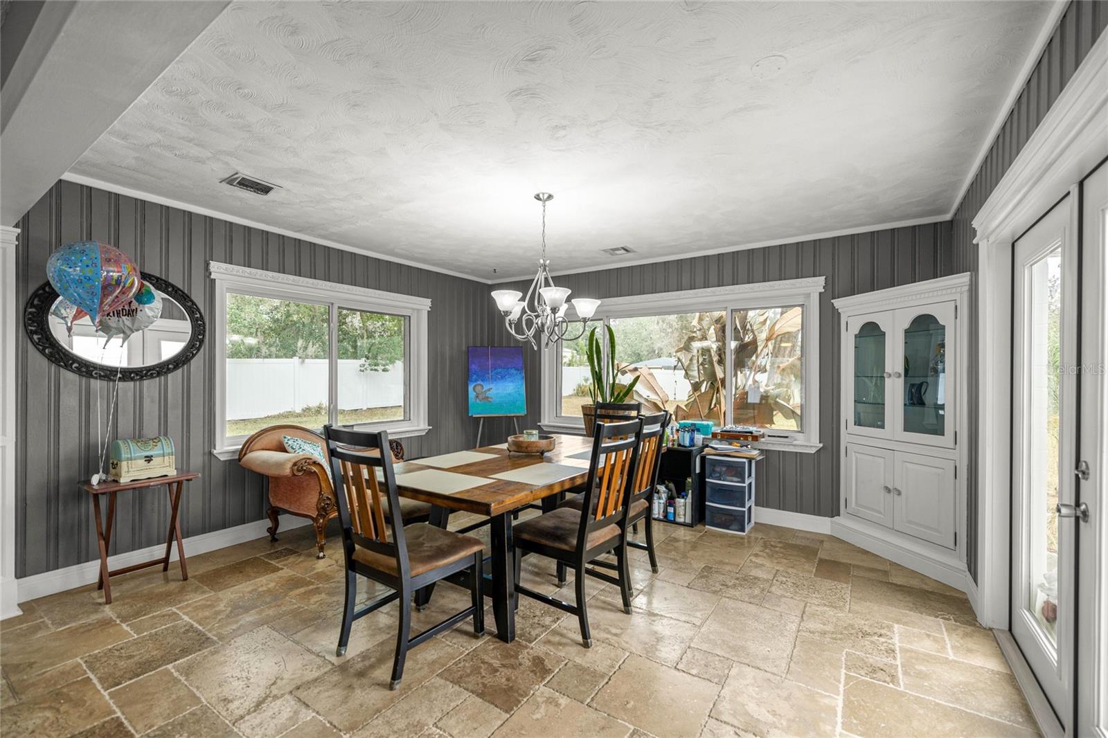 Image 11 of 58 For 1738 5th Street